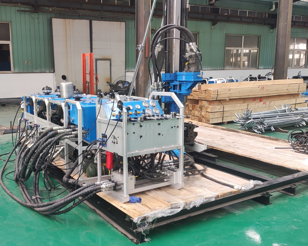 CR800P Cận cảnh đầu quay và hệ thống tiến dao
