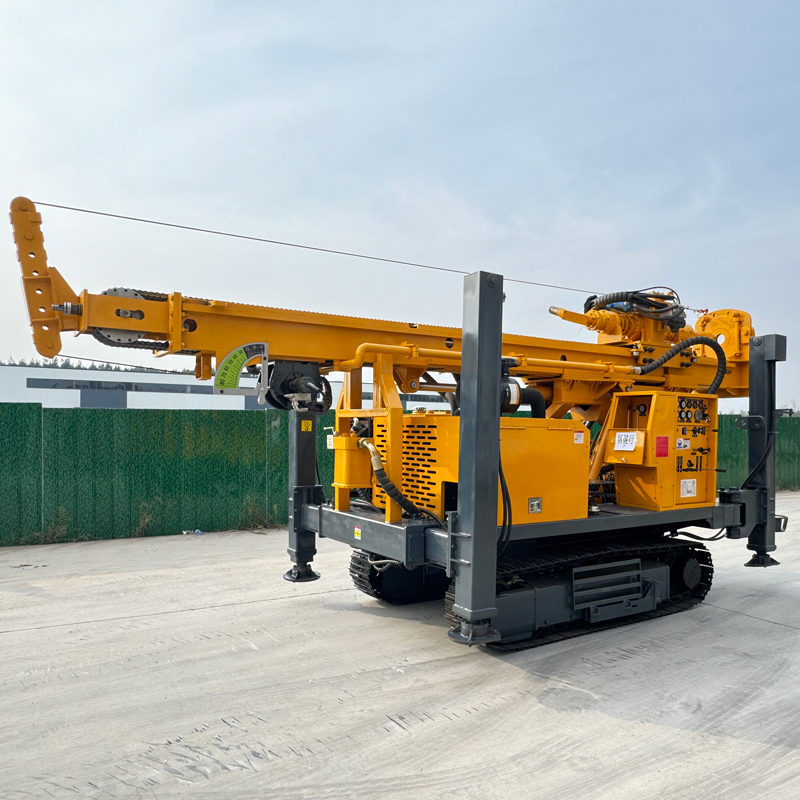WR400RC Kết cấu khung bánh xích và chân thủy lực