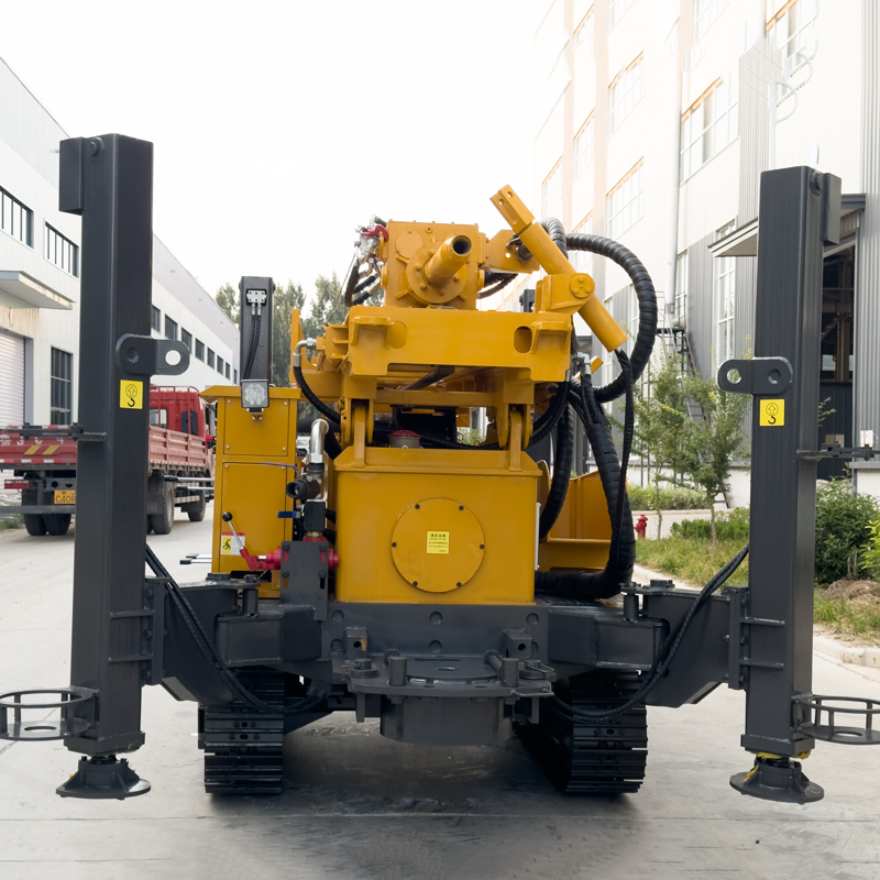 WR300SE Chi tiết khung gầm và chân chống máy khoan thủy lực hoàn toàn