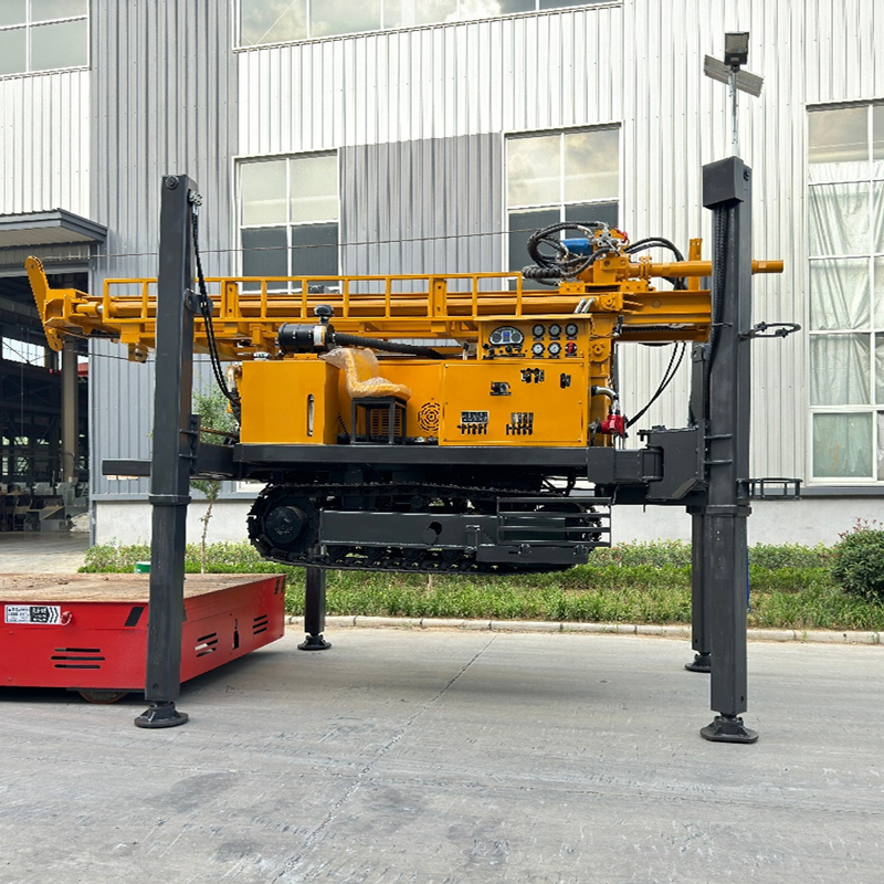 Trưng bày toàn máy khoan giếng nước bánh xích WR350SE