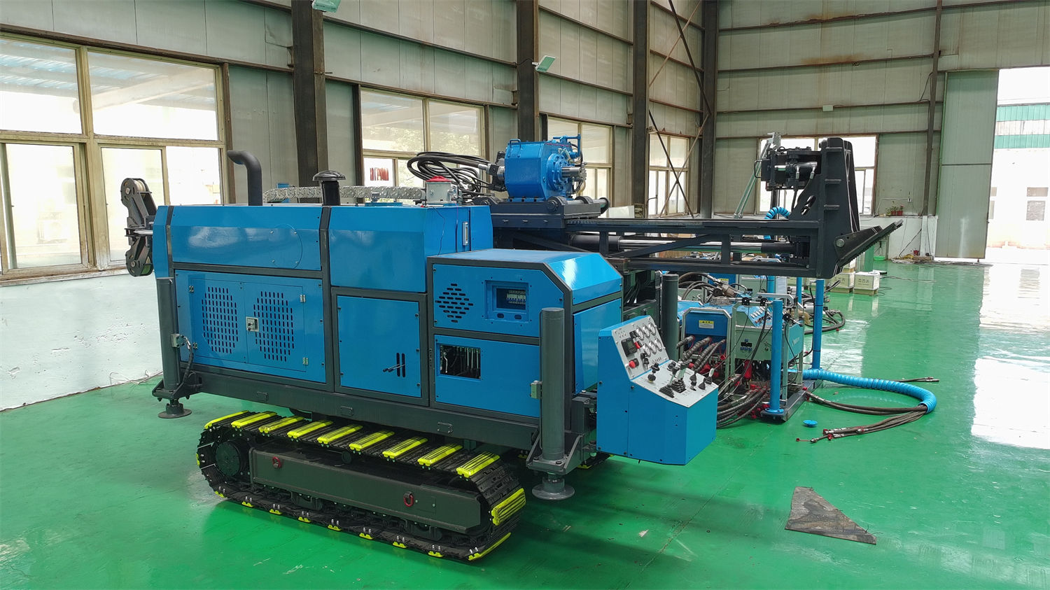 Yêu cầu thiết bị đối với công tác khoan lấy mẫu lõi tại khu mỏ vùng núi không có đường