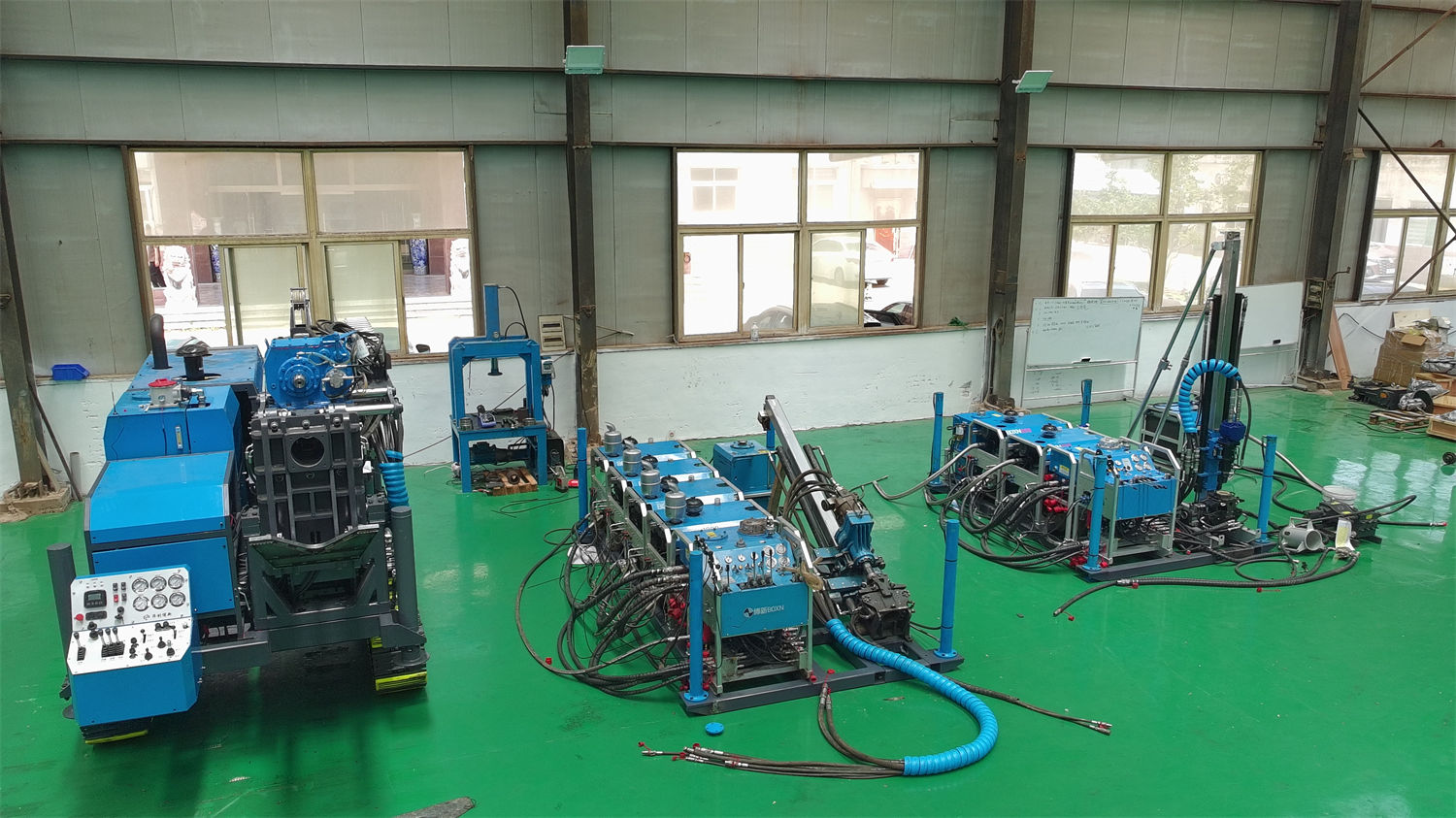 Trong thăm dò sâu, lỗ càng sâu thì dung lượng cáp và lực nâng càng phải dự phòng
