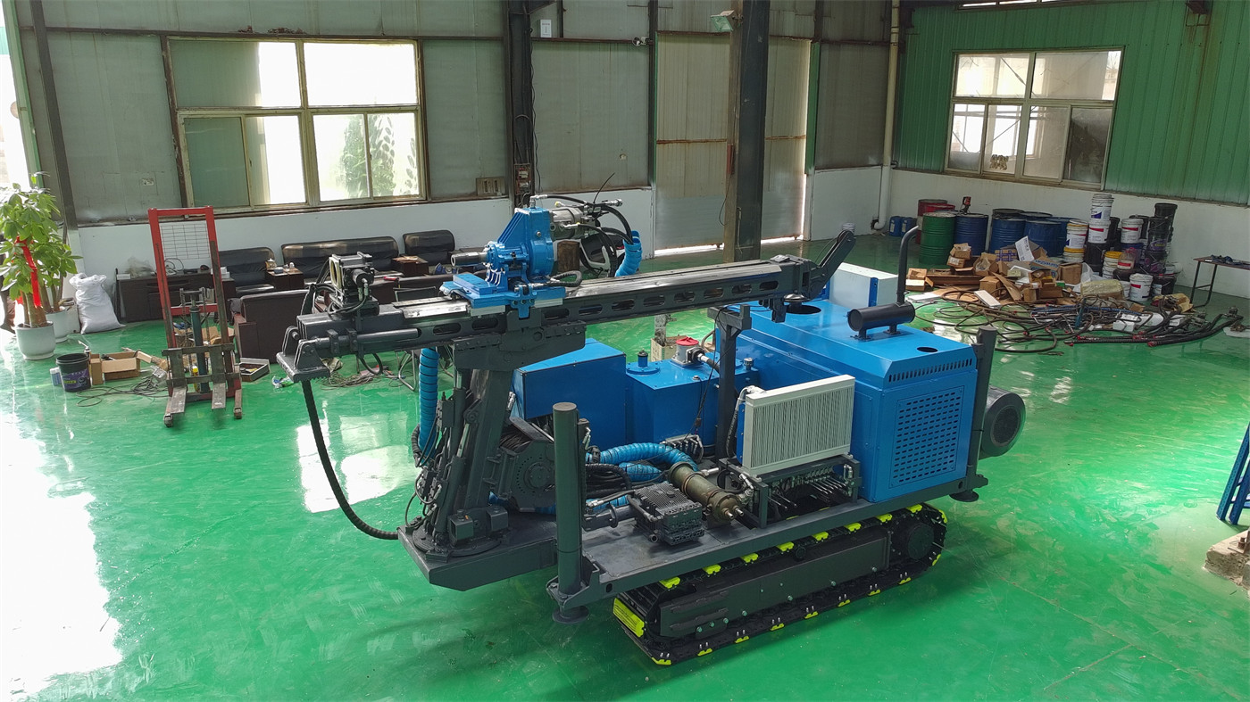 Định hướng năng lực khác biệt giữa khoan lỗ nông trong đá cứng công trình và khoan giếng nước thông thường
