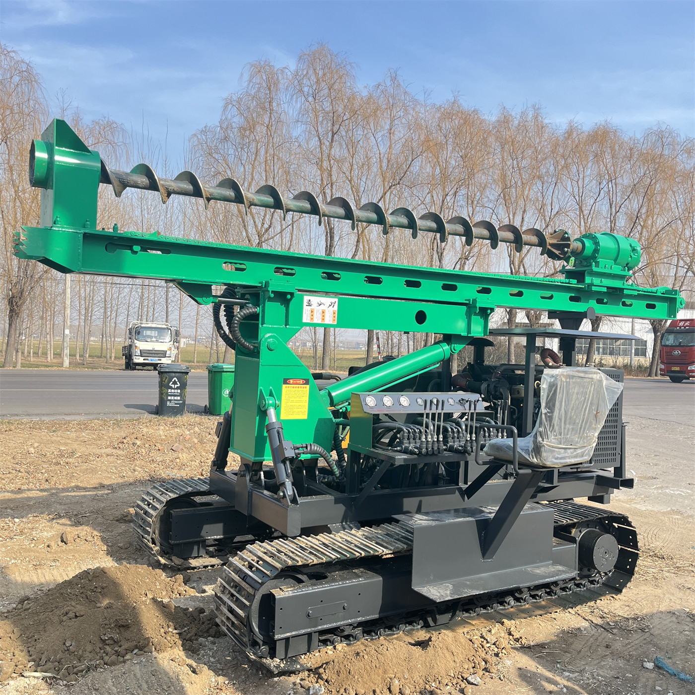 Các loại tài liệu và điều kiện mặt bằng cần chuẩn bị trước khi vào công trường khoan mồi móng cọc điện mặt trời