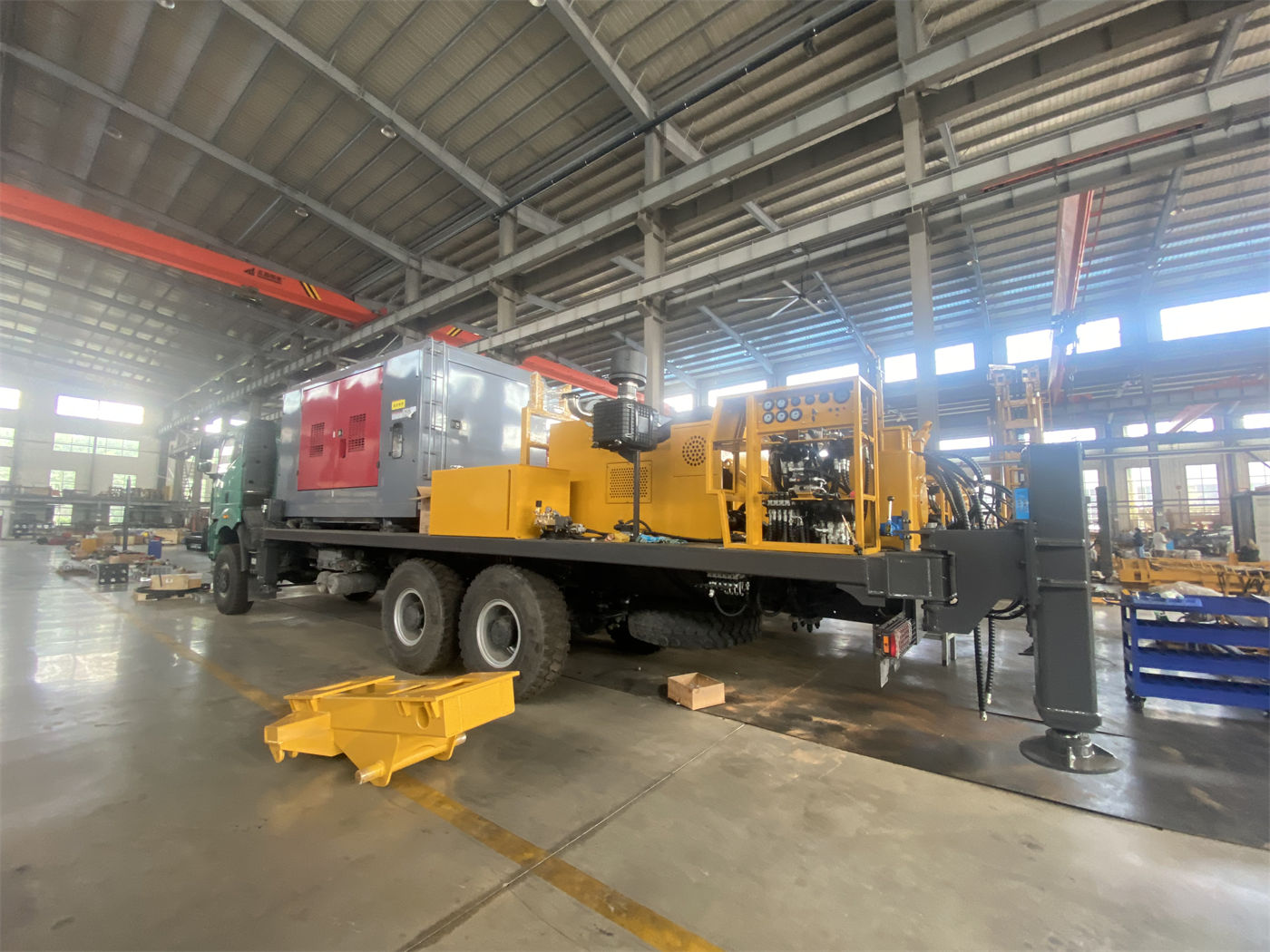 Máy khoan cấp 400 m có thể trực tiếp hạ ống vách 6 m nghĩa là gì?