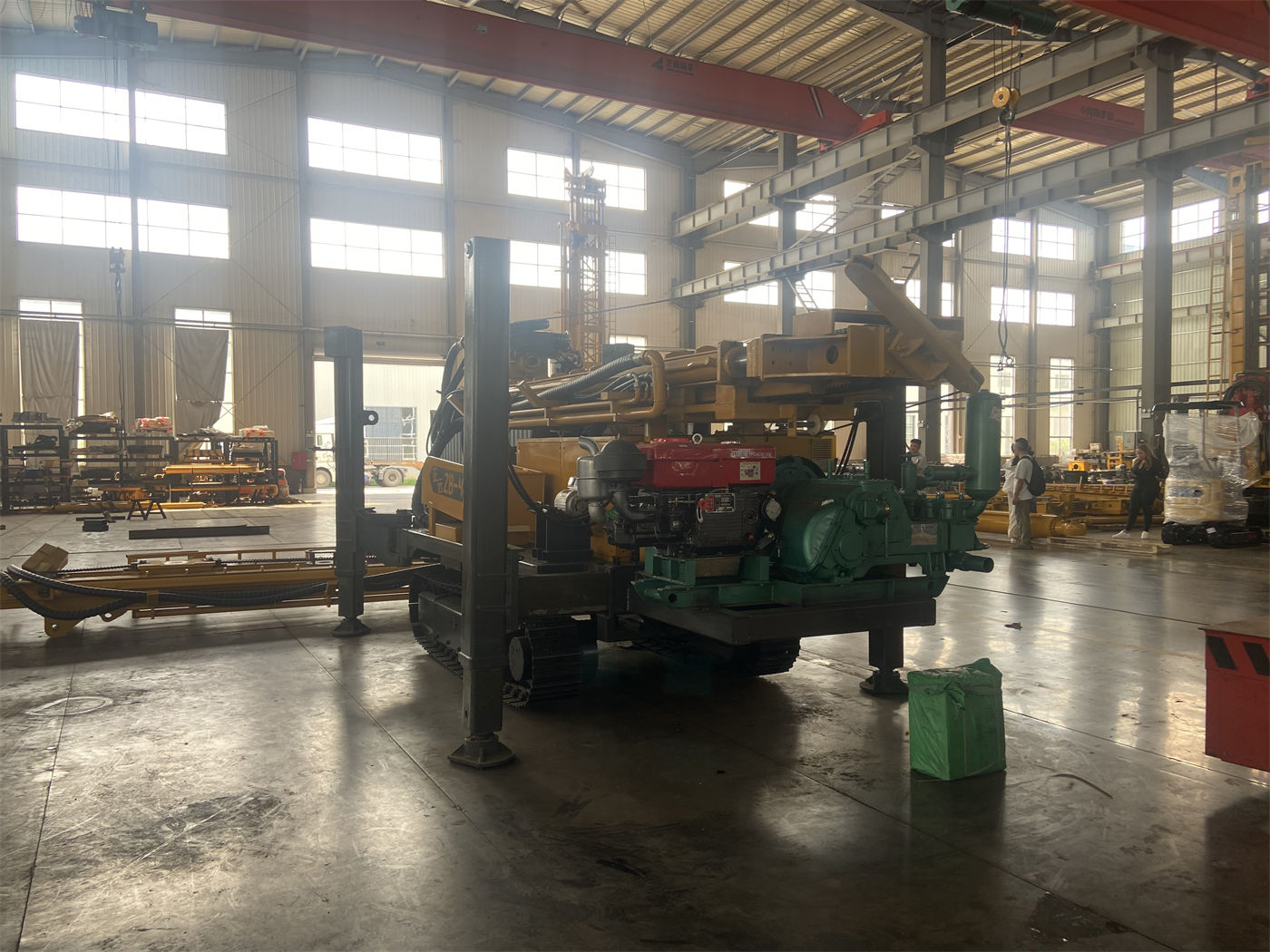Mua máy khoan giếng nước tháp ống lồng WR500S 500m: Cách kiểm tra mô-men xoắn 11000/5500 N·m và lực nâng 30 T theo đường kính giếng và địa tầng khác nhau?