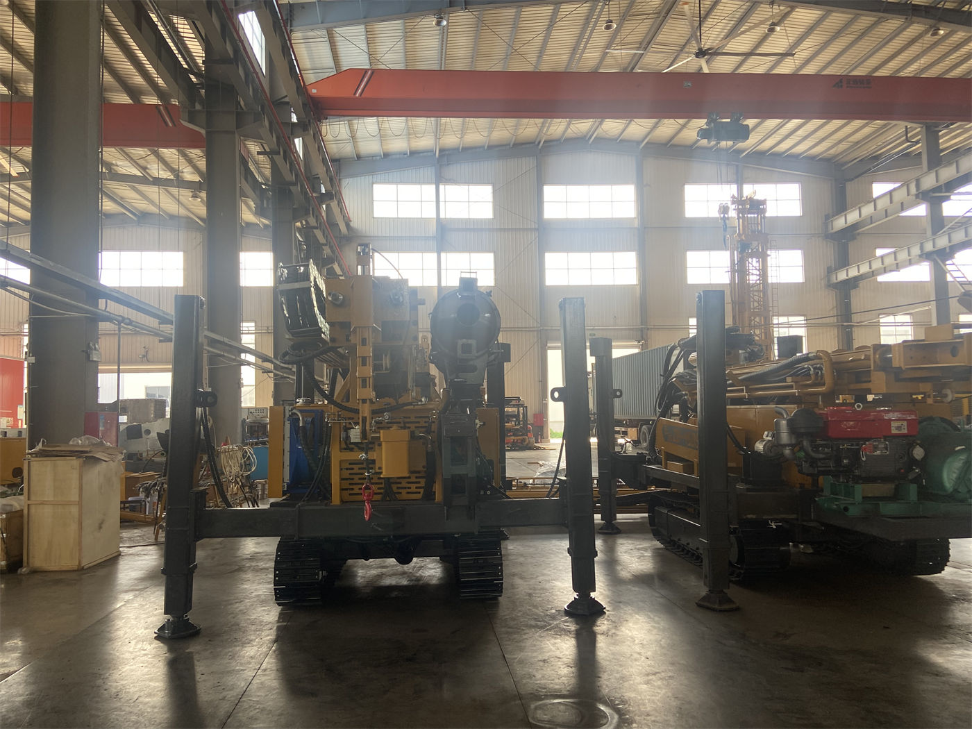 Mua máy khoan giếng nước cấp 750 m WR750S: tháp lồng với cần khoan 6 m và lực nâng 40 T, những vấn đề nào cần xác nhận trước về quản lý cột cần khoan lỗ sâu?