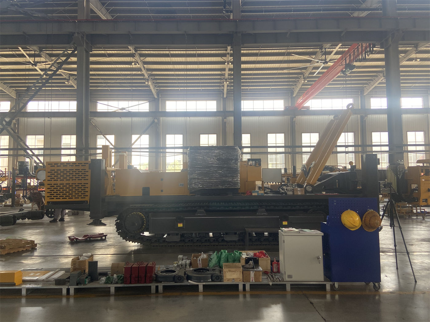 Mua máy khoan giếng nước cấp 750 m WR750S: tháp lồng với cần khoan 6 m và lực nâng 40 T, những vấn đề nào cần xác nhận trước về quản lý cột cần khoan lỗ sâu?