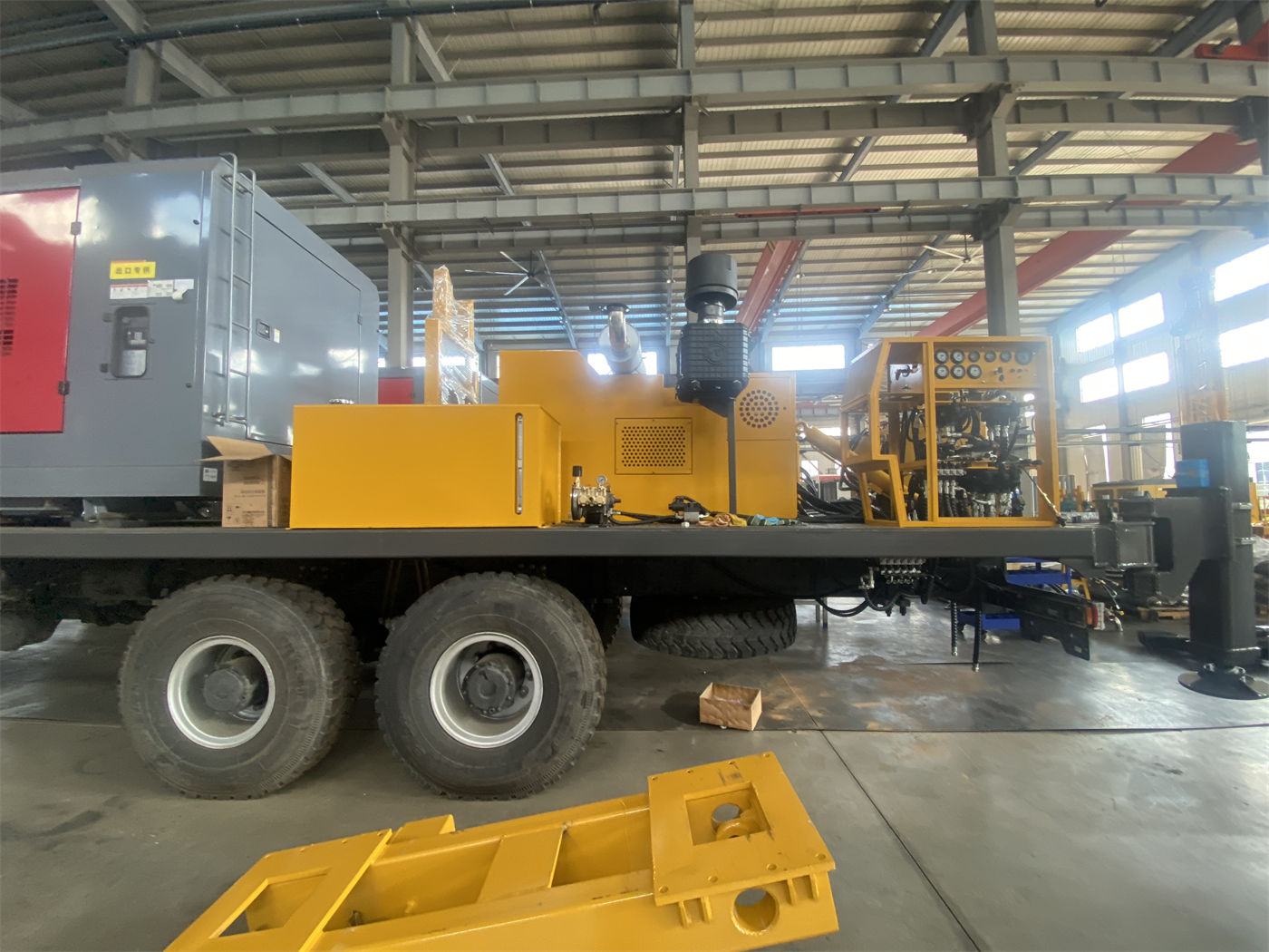 Mua máy khoan giếng nước tuần hoàn ngược khí nâng WR500RCE 500 m: Dòng E cân đối giữa ngân sách và cấu hình như thế nào?