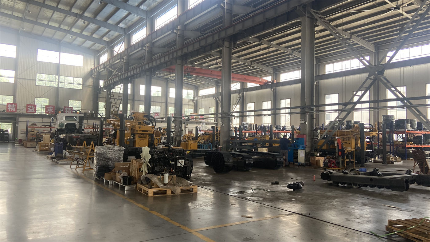 Khi mua giàn khoan xoay kiểu kéo theo WRTR1000, bốn công nghệ tuần hoàn thuận bùn, bọt khí, DTH và tuần hoàn ngược khí nâng được lựa chọn theo địa tầng như thế nào?