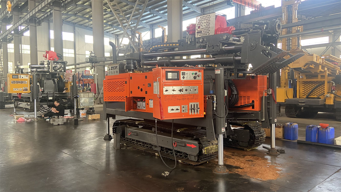 Trước khi mua máy khoan giếng nước tháp thẳng gắn xe WRT1000, những điều kiện công trường nào quyết định độ sâu khoan 1000 m có thực sự khả thi?