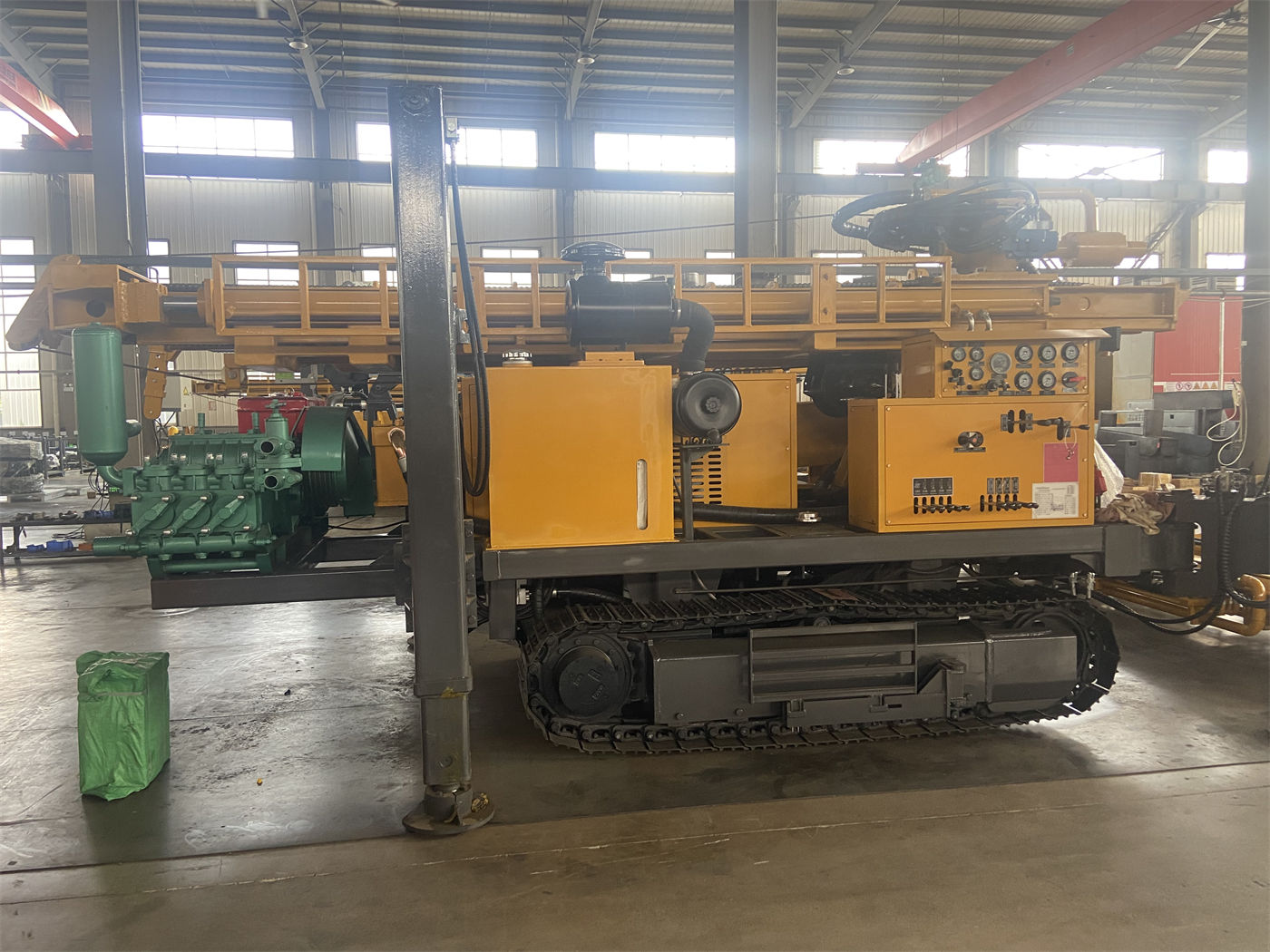 Mua máy khoan giếng nước tháp ống lồng WR200SE 200m: Cấu hình 3,3m kết hợp động cơ 58kW, ranh giới cấu hình trong dự án cấp nước nông thôn và tưới tiêu ở đâu?